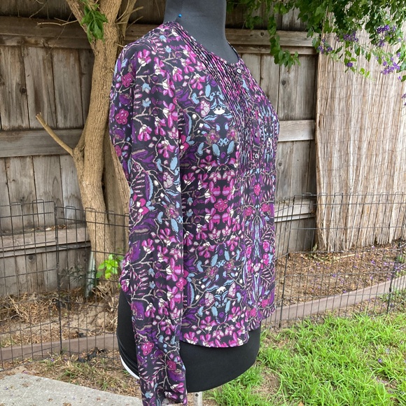 Purple Floral Mandala-Like Blouse - Picture 4 of 8